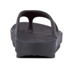 OOfos Unisex OOriginal Sandal - Black- Regular (D) -Optimal Sportswear Store 1000BLK shot5 932x680 737d79a4 1d73 4553 9f61 513403eab4aa