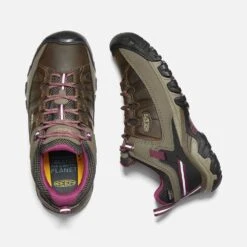 Keen Women's Targhee III Waterproof Hiking Shoe - Weiss/Boysenberry- Regular (B) -Optimal Sportswear Store 1018177 PLD PDP