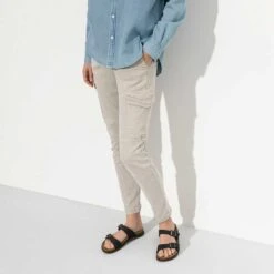 Birkenstock Women's Sierra Oiled Leather Sandal - Black - Regular/Wide 15 Birkenstock Women's Sierra Oiled Leather Sandal - Black - Regular/Wide -Optimal Sportswear Store 1018704 f look f