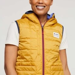 Cotopaxi Women's Teca Cálido Hooded Vest - Honeybee -Optimal Sportswear Store 1200x1200 png S23 W Teca Calido Hooded Vest Honeybee 8