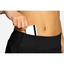 BROOKS Women's Chaser 7" Short - Black -Optimal Sportswear Store 221466 001 D3 Chaser 7in Short