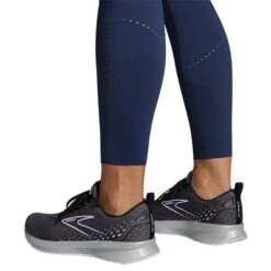 BROOKS Women's Method 7/8 Tight 2022 - Navy -Optimal Sportswear Store 221524 451 D6 Method 78 Tight