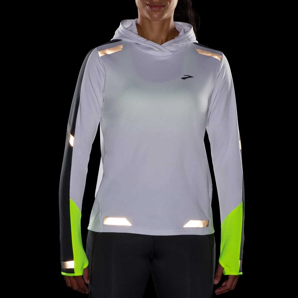 BROOKS Women's Run Visible Thermal Hoodie - White/Asphalt/Nightlife 4 BROOKS Women's Run Visible Thermal Hoodie - White/Asphalt/Nightlife - Image 2