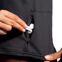 BROOKS Women's Notch Thermal Hoodie 2.0 - Black 15 BROOKS Women's Notch Thermal Hoodie 2.0 - Black -Optimal Sportswear Store 221568 001 D1 Notch Thermal Hoodie 2