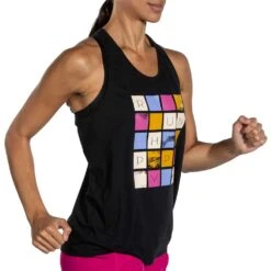 BROOKS Women's Distance Tank 2.0 - Black/RH Mosiac -Optimal Sportswear Store 221606 045 MV Distance Tank 2