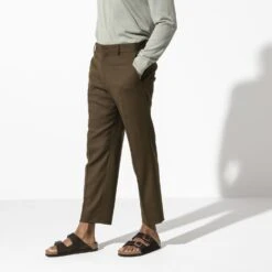 Birkenstock Arizona Mocha Suede Leather Sandal- Regular/Wide 13 Birkenstock Arizona Mocha Suede Leather Sandal- Regular/Wide -Optimal Sportswear Store 51903 f look m