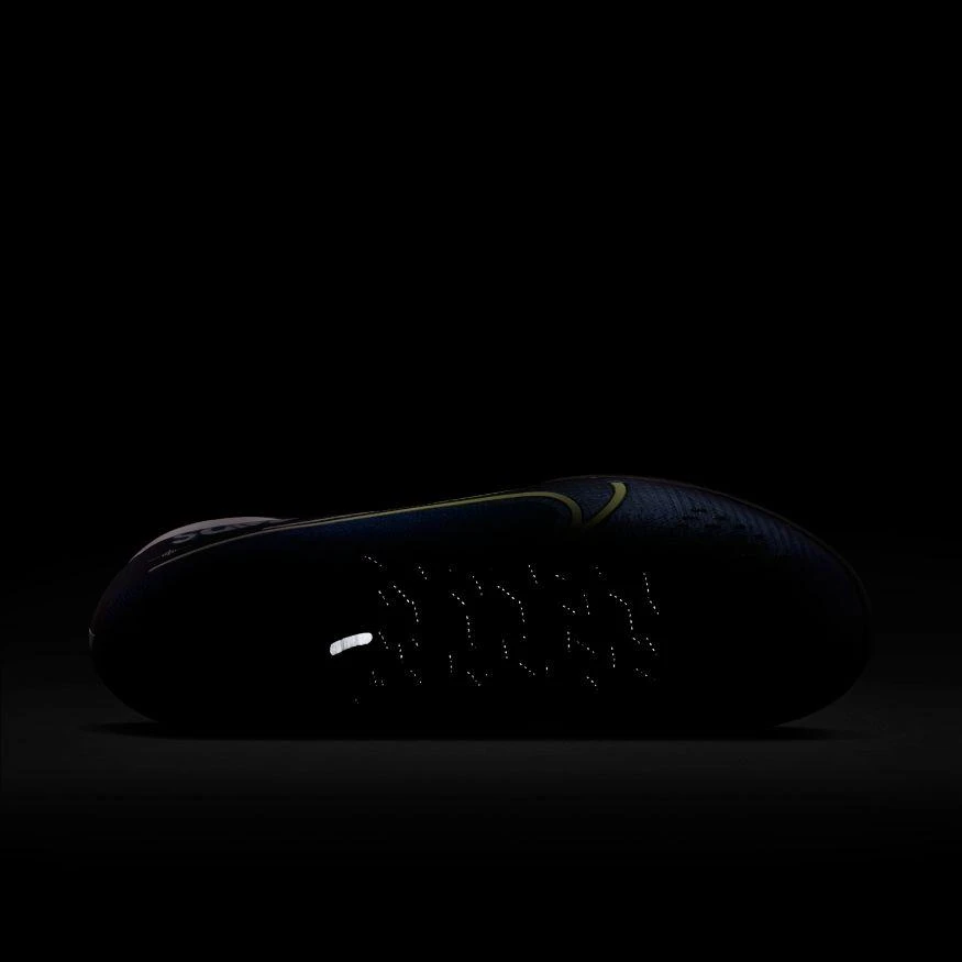 Nike Unisex Superfly 7 Elite MDS IC Soccer Cleat - Blue Void/White/Black/Metallic Silver 9 Nike Unisex Superfly 7 Elite MDS IC Soccer Cleat - Blue Void/White/Black/Metallic Silver - Image 7