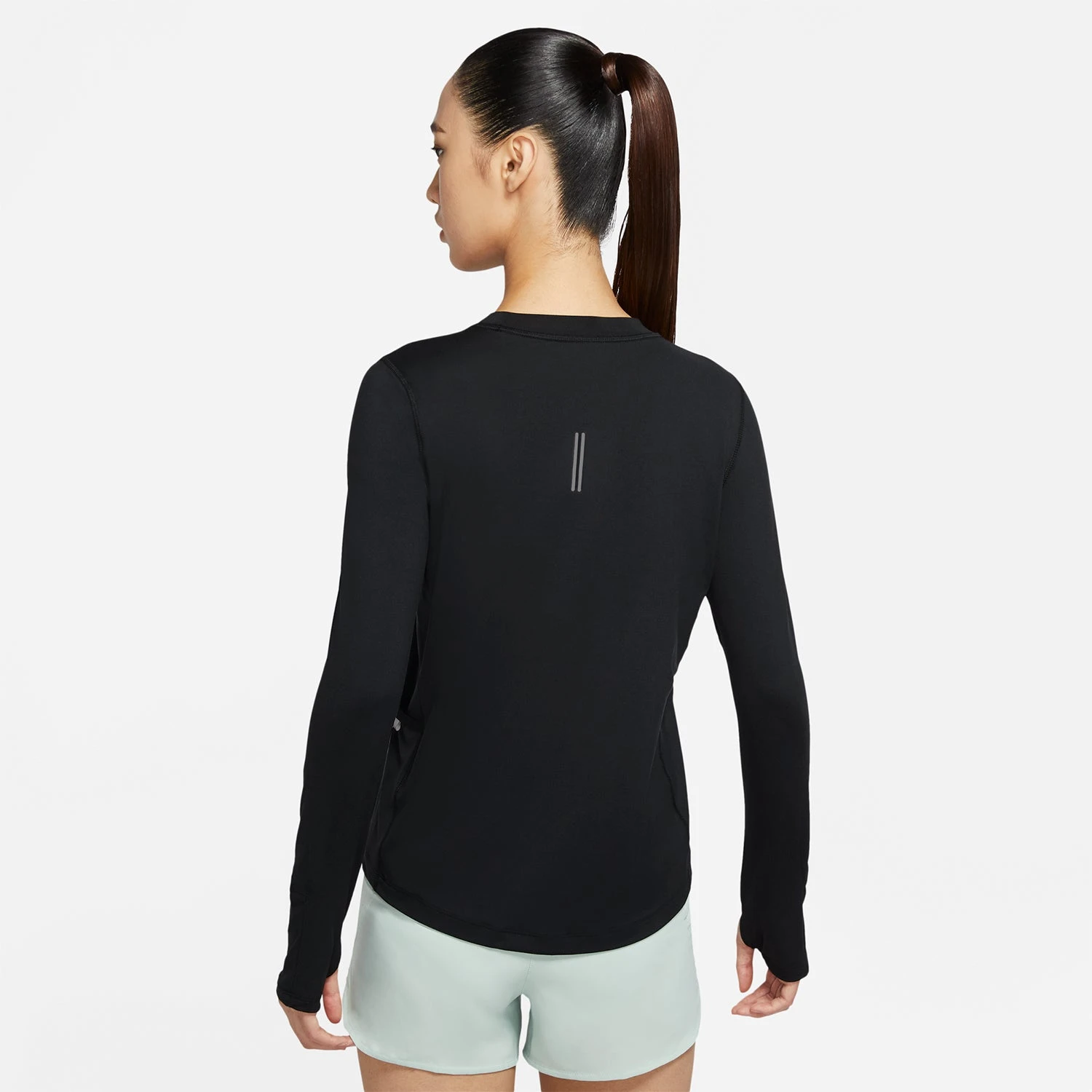 Women's Nike Element Crew - Black/Reflective Silver 6 Women's Nike Element Crew - Black/Reflective Silver - Image 4
