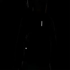 Women's Nike Element Crew - Black/Reflective Silver 29 Women's Nike Element Crew - Black/Reflective Silver -Optimal Sportswear Store CU3277 010 PHSYM007 2000