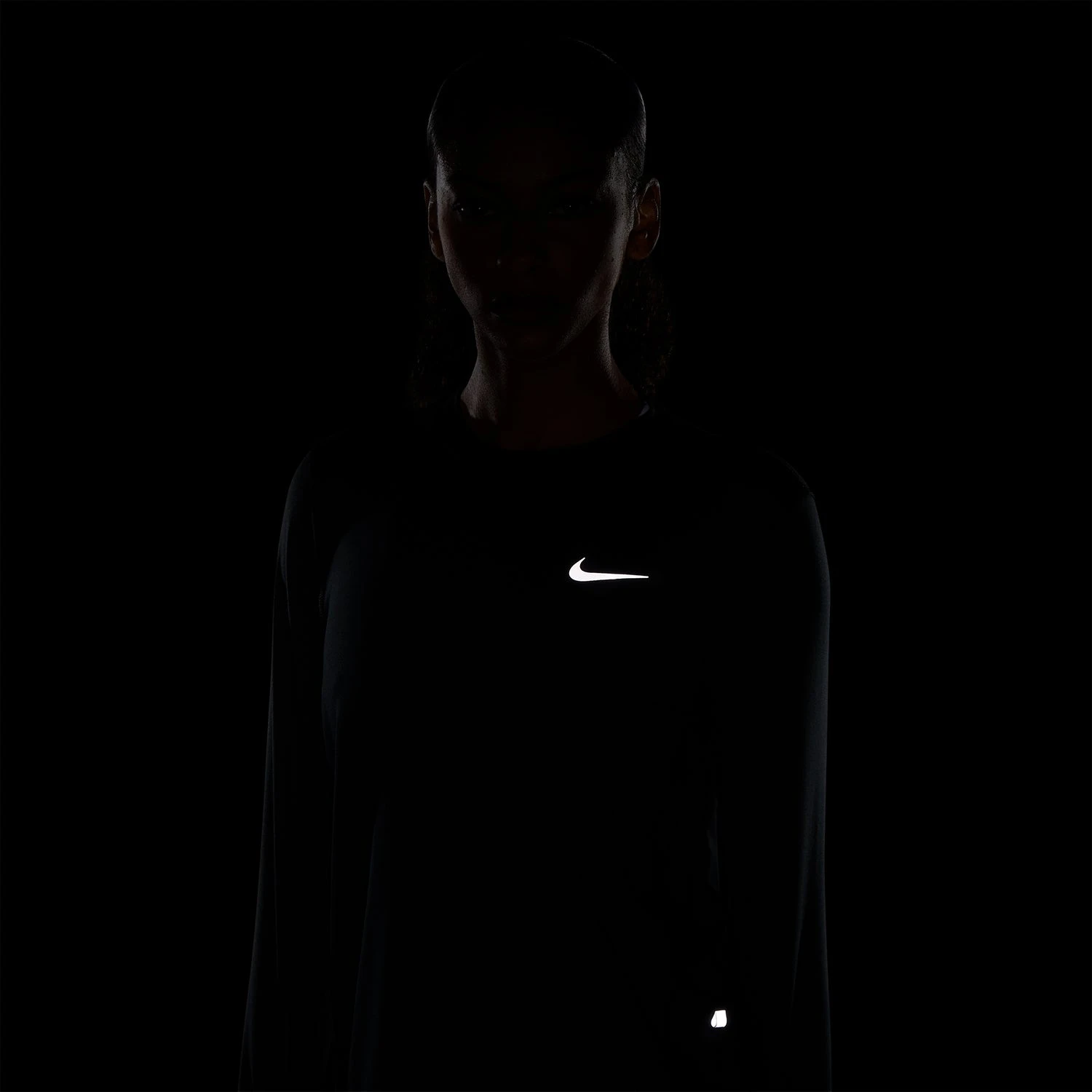 Women's Nike Element Crew - Black/Reflective Silver 16 Women's Nike Element Crew - Black/Reflective Silver - Image 14