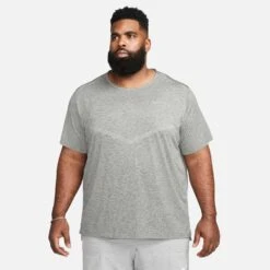Nike Men's Rise 365 Short Sleeve Top - Smoke Grey -Optimal Sportswear Store CZ9184 084 PHSYM008 1