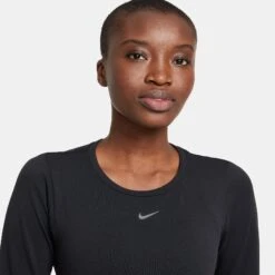 Women's Nike Dri-FIT ADV Seamless Long Sleeve Top - Black/Reflective Silver -Optimal Sportswear Store DD0593 010 PHSYM001 2000