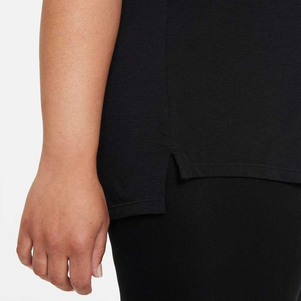 Nike Women's One Luxe Women's Standard Fit Short-Sleeve Top - Black 6 Nike Women's One Luxe Women's Standard Fit Short-Sleeve Top - Black - Image 4