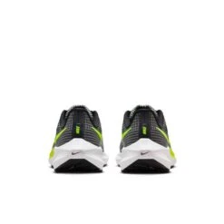 Nike Youth Pegasus 39 Running Shoe- Black/Volt/Barely Volt 14 Nike Youth Pegasus 39 Running Shoe- Black/Volt/Barely Volt -Optimal Sportswear Store DM4015 002 PHCBH000