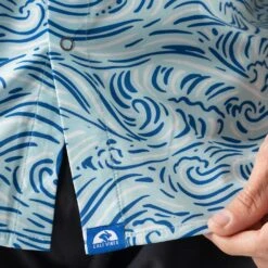 Men's Low Tide - Waterspout Waves -Optimal Sportswear Store DSC01396 2048x 0ac5637d ed60 4787 b81d 053cda25f833