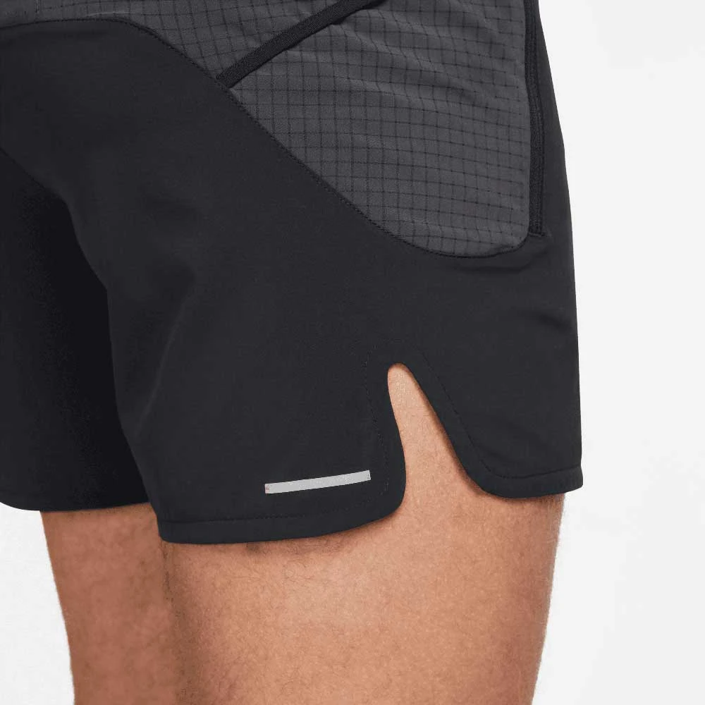 Nike Men's 5" Trail Running Short - Black 5 Nike Men's 5" Trail Running Short - Black - Image 3