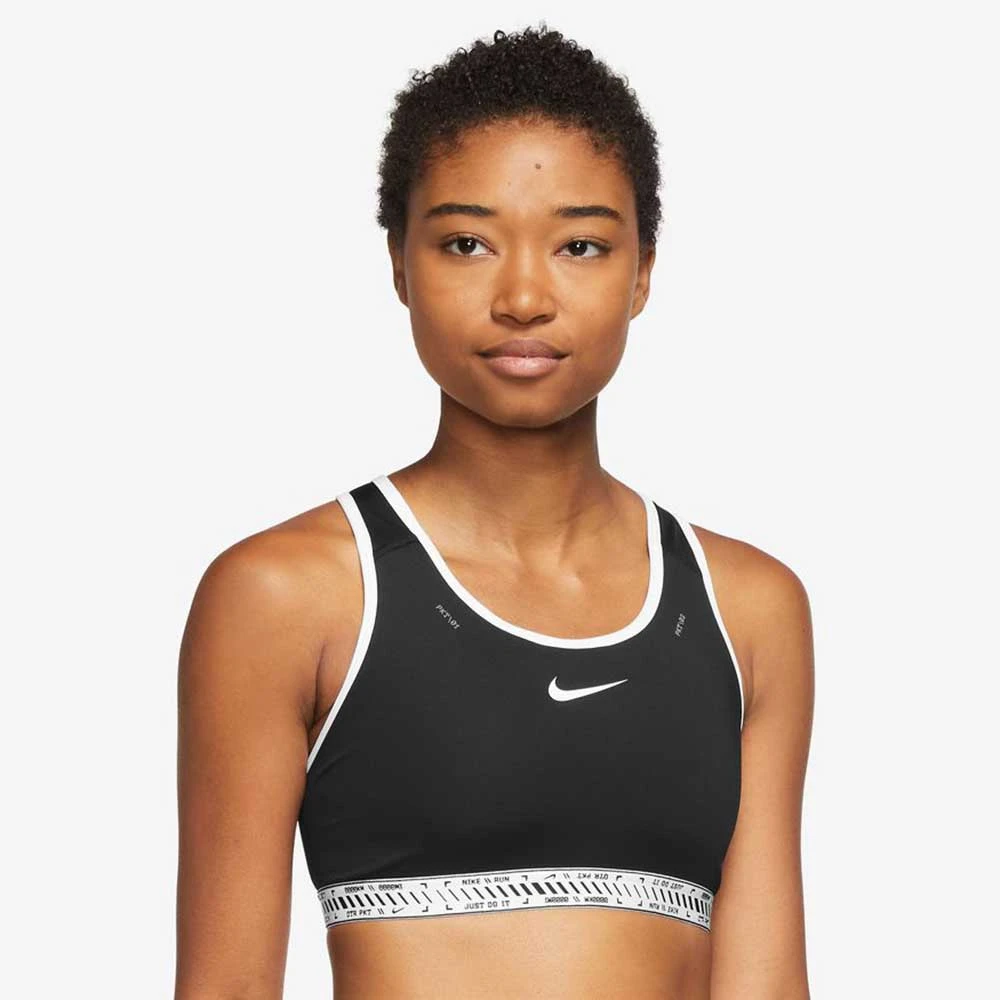 Nike Women's Swoosh On The Run Bra - Black 3 Nike Women's Swoosh On The Run Bra - Black