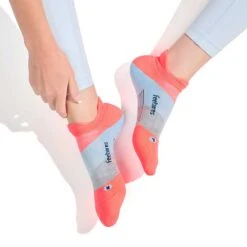 Feetures Unisex Elite Ultra Light No Show Tab Socks - Climb Coral -Optimal Sportswear Store E5012634 3 1024x1024 7db314af c5ae 4aa0 9983 e8972ae2002f