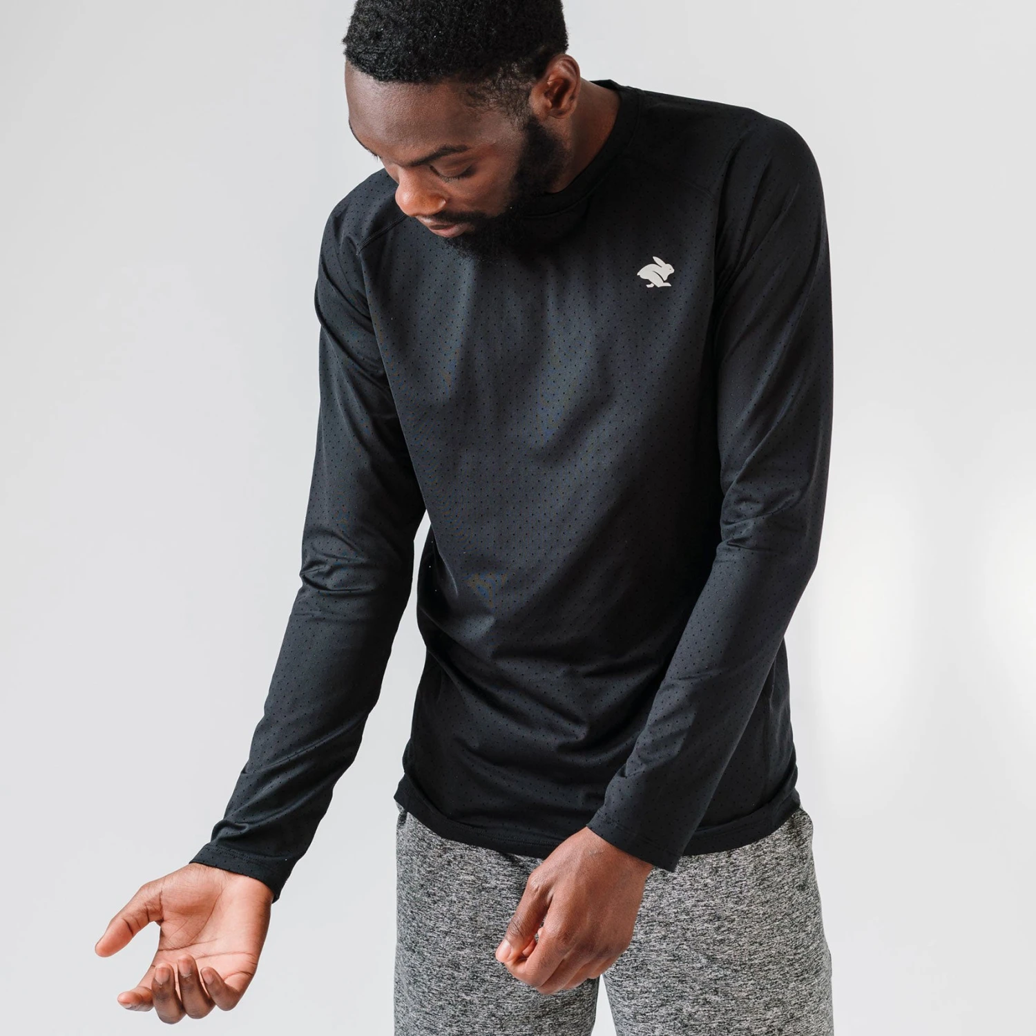 Men's EZ Tee Perf Long Sleeve Top - Black 5 Men's EZ Tee Perf Long Sleeve Top - Black - Image 3