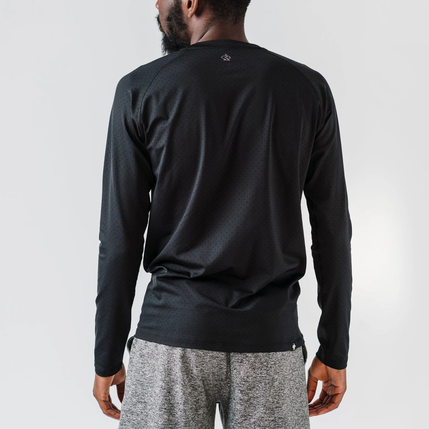 Men's EZ Tee Perf Long Sleeve Top - Black 4 Men's EZ Tee Perf Long Sleeve Top - Black - Image 2