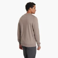 Vuori Men'sPonto Performance Crew - Walnut Heather 11 Vuori Men'sPonto Performance Crew - Walnut Heather -Optimal Sportswear Store V224HWA SP23 M ECOMM FLEECE TOP 1195 1x1 a06f15b7 9fa2 4e10 96e7 7ee34e541993 1200x crop center jpg