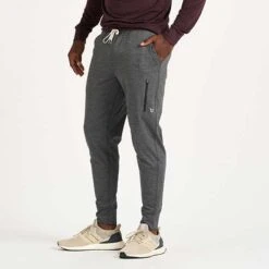 Vuori Men's Sunday Performance Jogger - Charcoal Heather -Optimal Sportswear Store V416HCC 2 2048x ad6e27b1 fa55 452e 85a9 bfcd5948443e