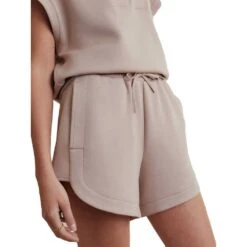 Varley Women's Keely High Rise Shorts 4in - Light Taupe -Optimal Sportswear Store VAR01559 KeelyHighRiseShort4 LightTuape 021 720x 31ed0234 fac3 4082 9f7f d021374580f4