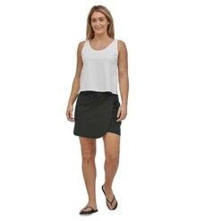 Patagonia Women's Fleetwith Skort - Black 11 Patagonia Women's Fleetwith Skort - Black -Optimal Sportswear Store WBS21 58635 BLK SV3 1