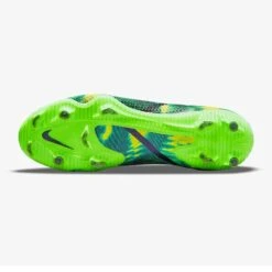 Nike Unisex Phantom GT2 Pro SW FG Soccer Shoe - Black/MTLC Platinum Green-Regular (D) -Optimal Sportswear Store ae2d8730 9ff7 4f80 9c81 202b316d1e25