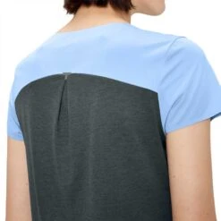 On Running Women's Performance T - Stratosphere/Black -Optimal Sportswear Store webimage 61069946 BDF6 43EE BA0DB0E4E4FFA968