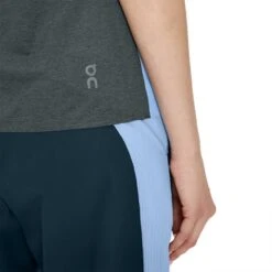 On Running Women's Performance T - Stratosphere/Black -Optimal Sportswear Store webimage 7B99903C 9986 4575 B8CAAE989349A2EA