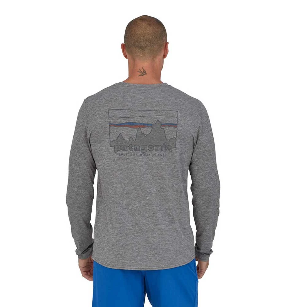 Patagonia Men's Long Sleeved Cap Cool Daily Graphic Shirt - '73 Skyline: Feather Grey 6 Patagonia Men's Long Sleeved Cap Cool Daily Graphic Shirt - '73 Skyline: Feather Grey - Image 4
